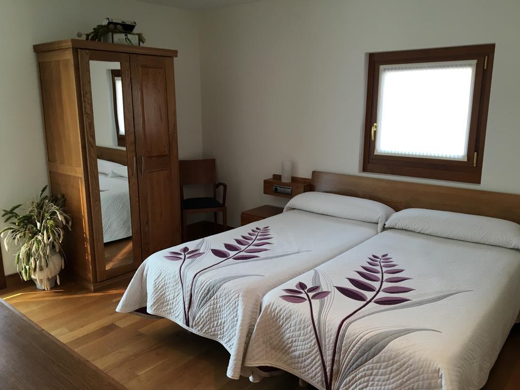 Casa Rural Roncesvalles Espinal-Auzperri Eksteriør billede